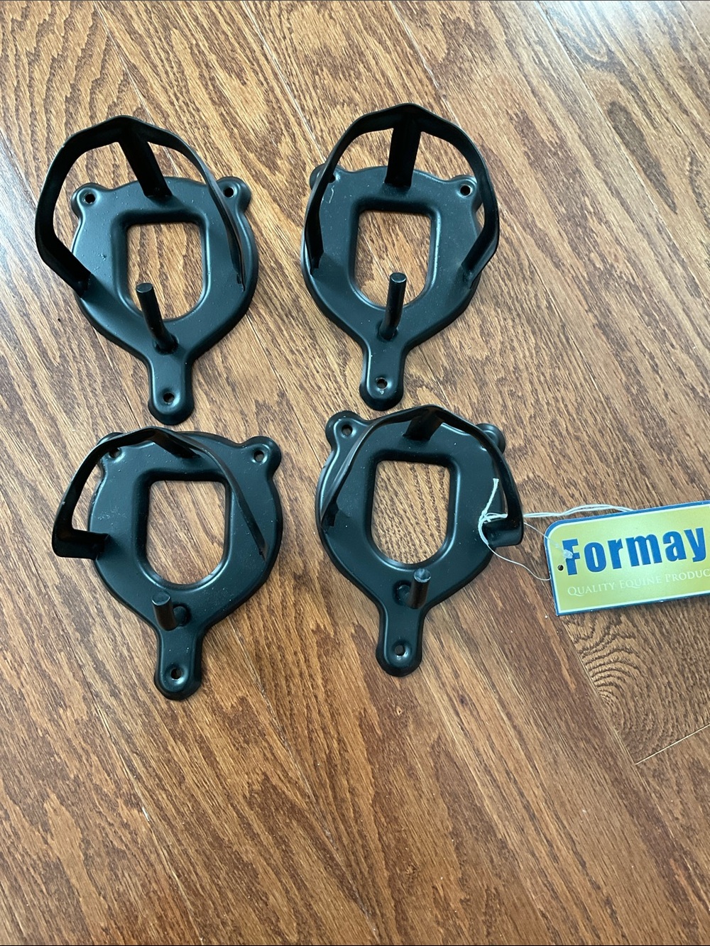 NWT Set of 4 Black Metal Bridle Hooks